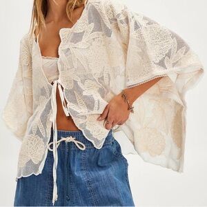 NWT Free People Chic Cream Lace Open Kimono